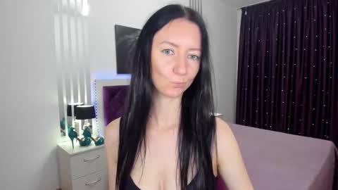 NikaLewis online show from October 23, 2025, 4:56 am