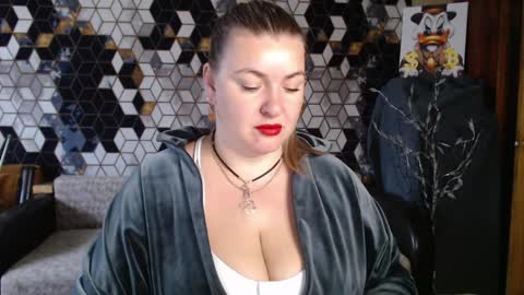 Nika online show from April 9, 2026, 5:07 am