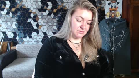 Nika online show from April 10, 2026, 5:23 am