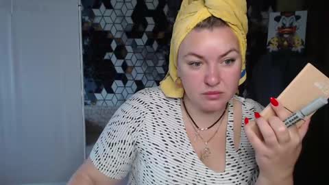 Snapshot of nikaskylink chatting on May 1, 2026, 5:23 am Nika online show from May 1, 2026, 5:23 am