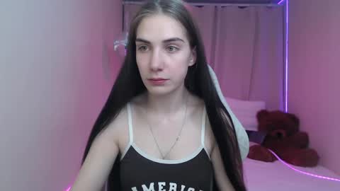 nikastarkk online show from May 16, 2026, 6:28 pm