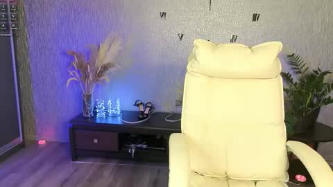 NikaStill  online show from February 14, 2026, 4:53 am