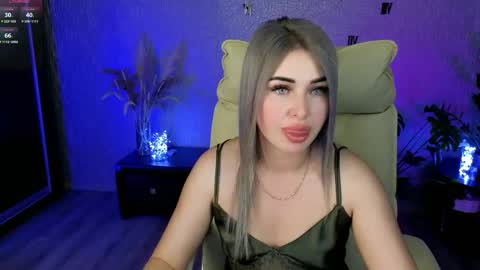 Snapshot of nikastill_ chatting on May 31, 2026, 2:42 am NikaStill online show from May 31, 2026, 2:42 am