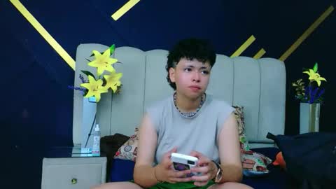 Nikievanz online show from April 12, 2026, 4:28 am