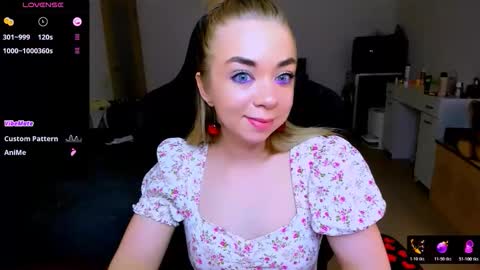 nikigoddesss online show from March 17, 2026, 10:02 pm