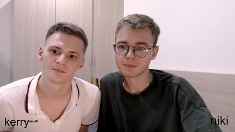 nikikerry_cum_ online show from October 27, 2025, 2:43 pm