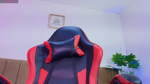 Nikkenyx online show from July 7, 2026, 7:23 am
