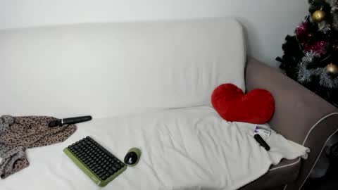 Snapshot of nikki000cool chatting on December 26, 2024, 9:15 pm Veronika online show from December 26, 2024, 9:15 pm