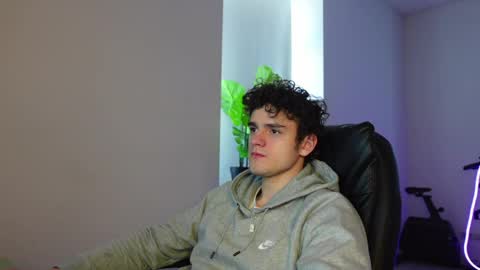 nikki online show from April 1, 2026, 1:01 pm