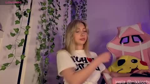 Online fr-mn 1 am NY time    online show from April 19, 2026, 5:51 am