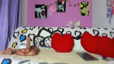 Snapshot of nikkifox111 chatting on April 9, 2026, 11:59 am NikkiFox online show from April 9, 2026, 11:59 am