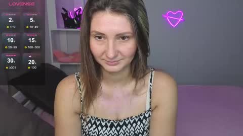nikkikiss__ online show from October 17, 2025, 2:15 am