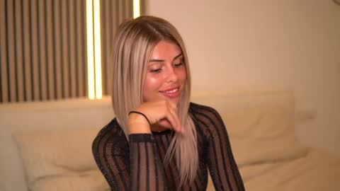 Nicole online show from February 18, 2025, 7:54 am