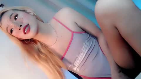 Snapshot of nikkita_hudson chatting on August 2, 2026, 12:20 am nikkita_hudson online show from August 2, 2026, 12:20 am
