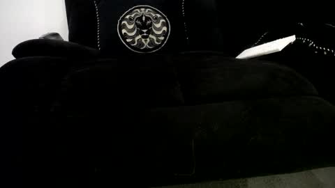 Snapshot of nikkkibabyyyy chatting on November 25, 2025, 4:07 pm Niquita Sparkles online show from November 25, 2025, 4:07 pm