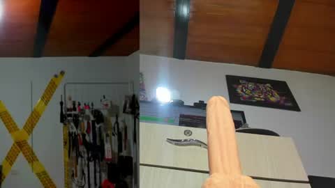 Snapshot of nikky__rosse chatting on July 10, 2026, 11:02 am nikky__rosse online show from July 10, 2026, 11:02 am
