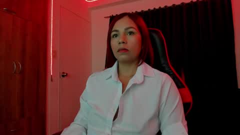 Snapshot of nikky_evans_ chatting on April 27, 2026, 10:57 am online show from April 27, 2026, 10:57 am