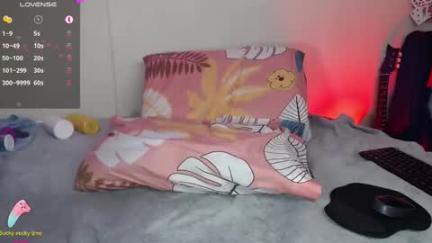 Nikky online show from March 4, 2025, 11:32 pm