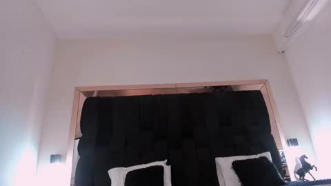     online show from March 2, 2025, 3:59 pm