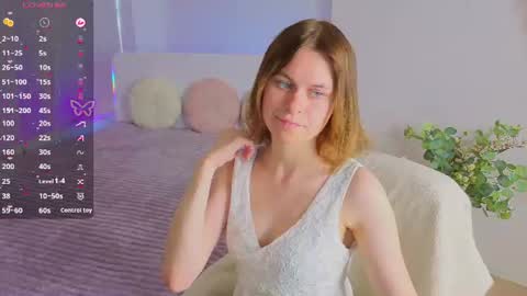 Snapshot of nikkyy_reed chatting on June 27, 2026, 6:29 am Nikky online show from June 27, 2026, 6:29 am