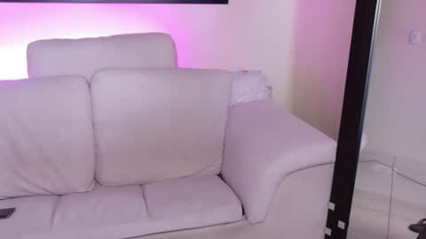 Snapshot of niko_roko chatting on August 3, 2026, 4:00 pm niko_roko online show from August 3, 2026, 4:00 pm
