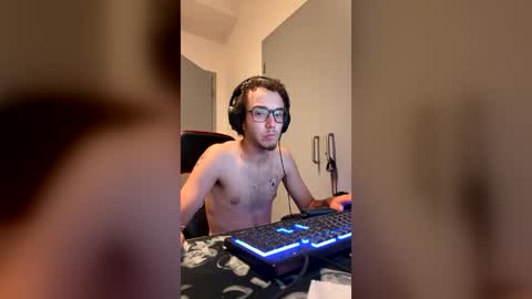 nikol296893 online show from August 3, 2026, 5:28 am