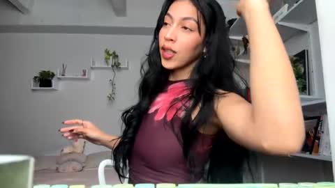 Snapshot of nikol_je chatting on June 26, 2026, 8:46 pm Nicole cam online show from June 26, 2026, 8:46 pm