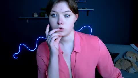 Little Niko  Help me reach my goals online show from February 9, 2025, 2:28 am