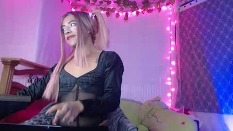 Nicol online show from April 18, 2026, 6:39 am