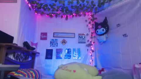Snapshot of nikol_twink02 chatting on June 15, 2026, 10:39 am nikol_twink02 online show from June 15, 2026, 10:39 am