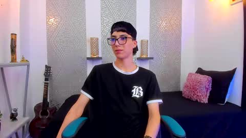    online show from February 18, 2025, 7:43 am