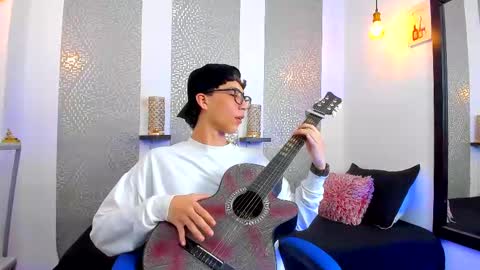    online show from February 20, 2025, 7:23 am