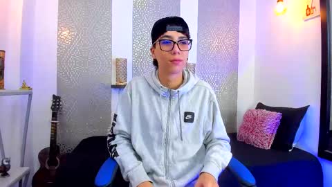    online show from March 4, 2025, 4:06 am