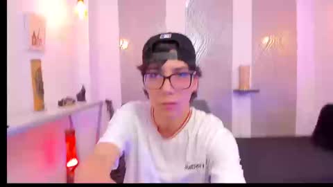    online show from September 9, 2025, 4:01 am