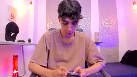    online show from November 26, 2025, 4:24 am