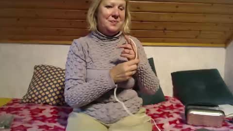 Nikole1 online show from October 6, 2025, 9:29 am