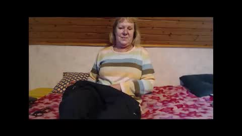 Nikole1 online show from December 17, 2025, 10:43 am