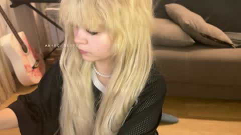 nikoli_naw online show from July 17, 2026, 7:08 pm