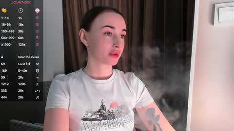 Snapshot of nikoll_s chatting on January 25, 2025, 6:45 am online show from January 25, 2025, 6:45 am