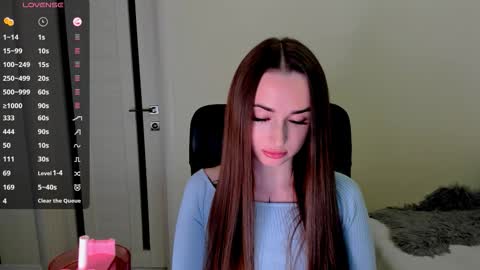 Snapshot of nikoll_s chatting on September 22, 2025, 3:08 am online show from September 22, 2025, 3:08 am