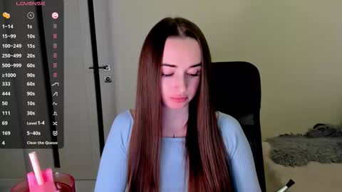 Snapshot of nikoll_s chatting on October 20, 2025, 3:40 am online show from October 20, 2025, 3:40 am