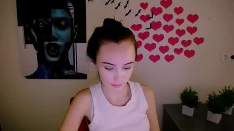 nikonara_ online show from December 22, 2024, 5:53 pm