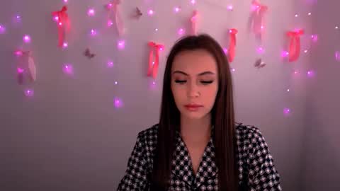 Snapshot of nikonara_ chatting on May 24, 2026, 12:21 pm nikonara_ online show from May 24, 2026, 12:21 pm