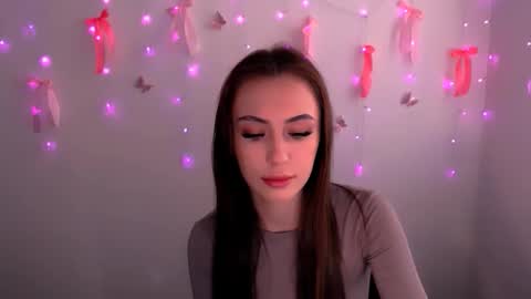 Snapshot of nikonara_ chatting on May 26, 2026, 12:01 pm nikonara_ online show from May 26, 2026, 12:01 pm