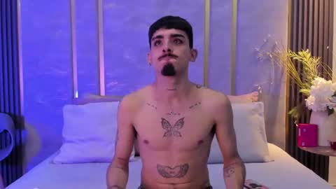 Niko Stone online show from September 23, 2025, 4:37 am