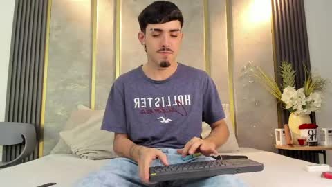 Snapshot of nikostone chatting on May 23, 2026, 12:27 am Niko Stone online show from May 23, 2026, 12:27 am