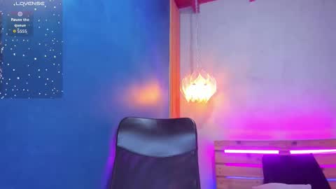 Niky online show from December 1, 2025, 1:16 pm