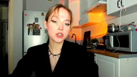 Veronica online show from February 17, 2025, 6:59 pm