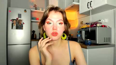 Veronica online show from March 3, 2025, 8:11 pm