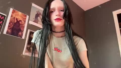 Niky online show from April 13, 2026, 3:06 pm